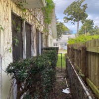 Corner-Construction-Park-Avenue-Before-and-After-HomeRenovations-YardSide1